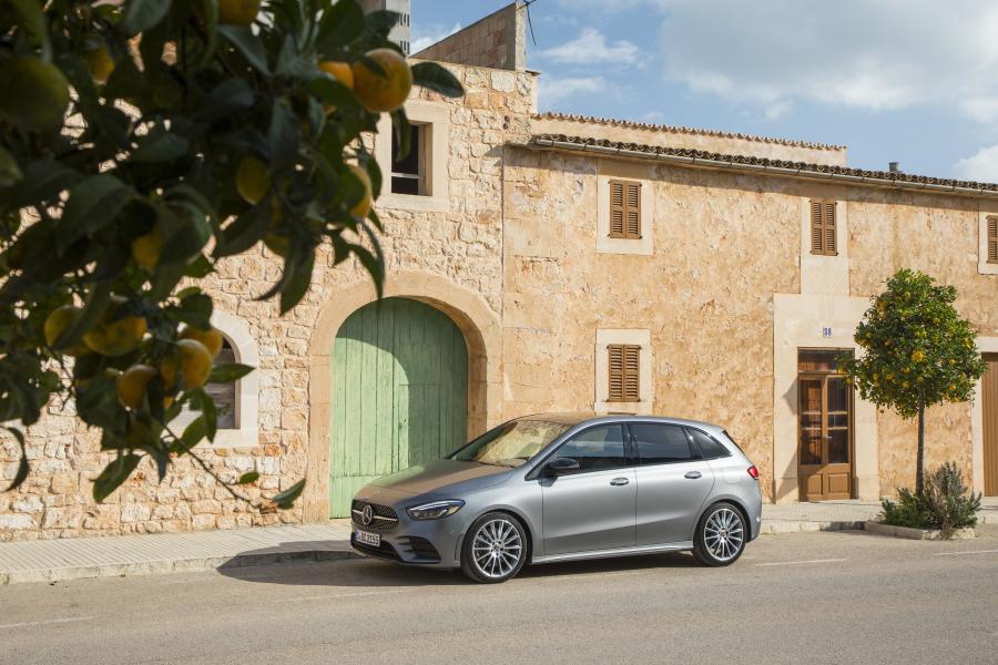  Mercedes-Benz B200 d AMG Line (W247) 2019 года  (фото 19 из 61)